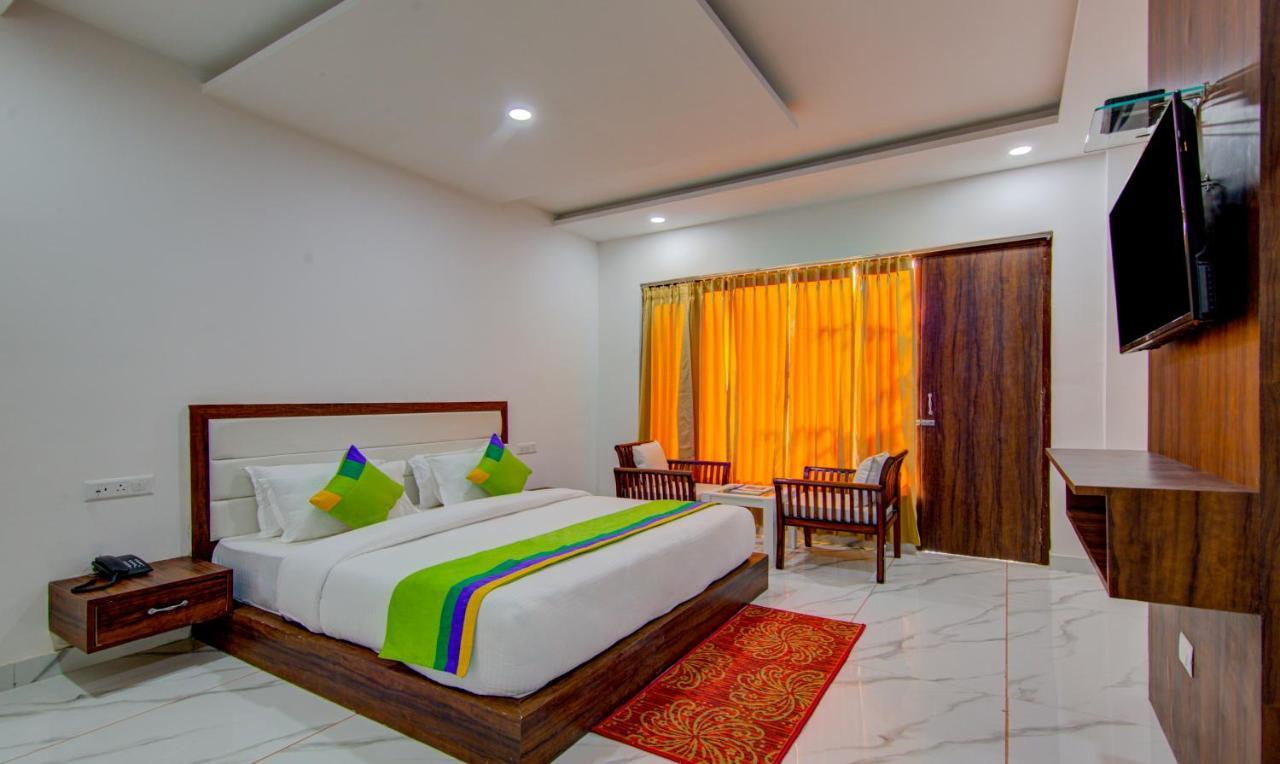Hotel Treebo Down Town, Dalhousie Exterior foto